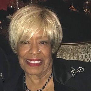 Meet your Posher, Constance